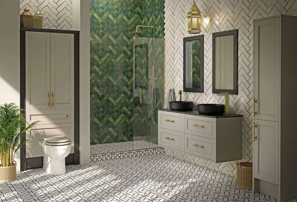 statement-colours-bold-move-in-bathroom-design-devon