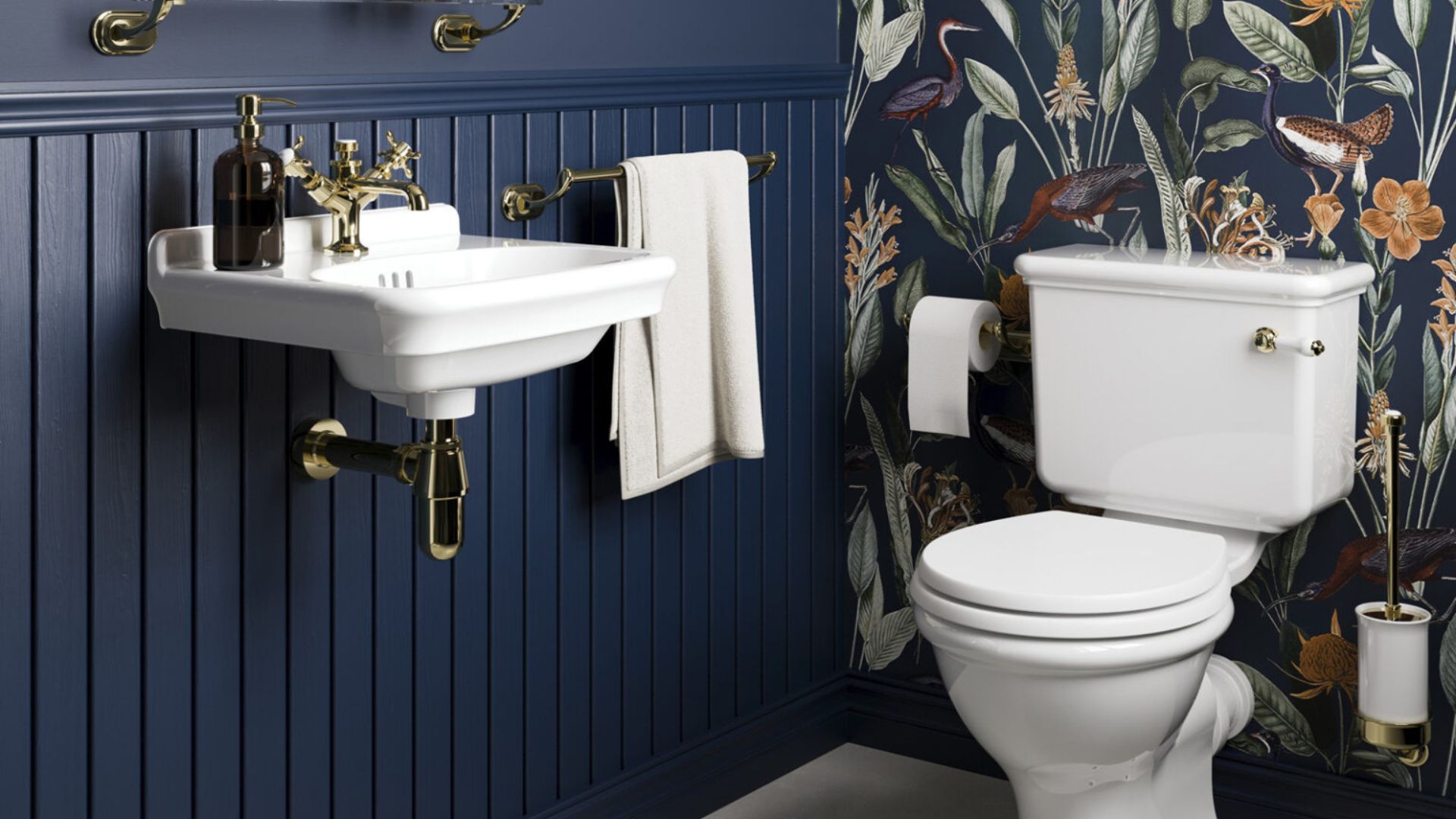 statement-colours-bold-move-bathroom-blue