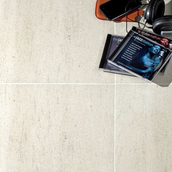 Moca Cream Fine Grain Honed Limestone