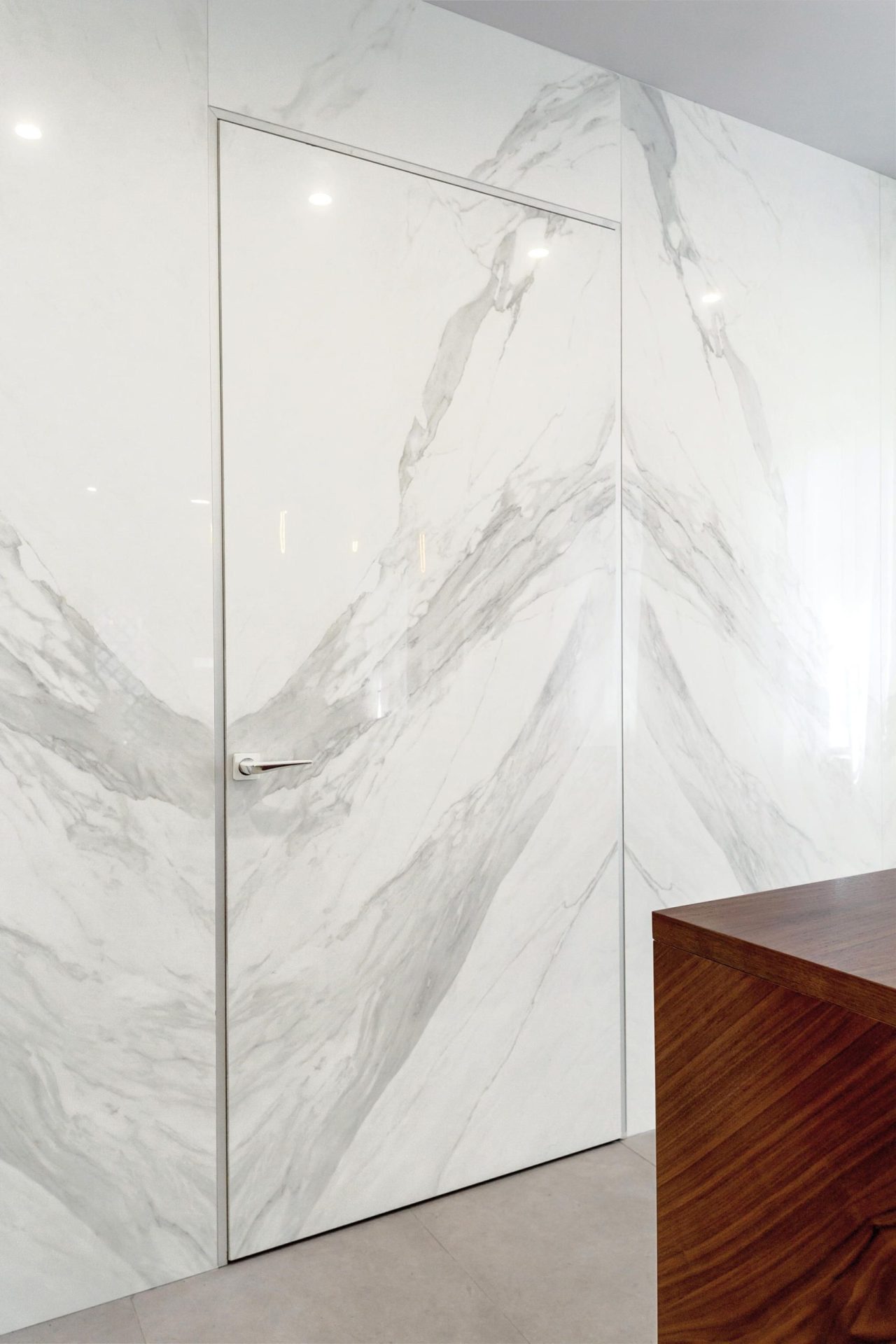 Calacata Large Coverlam Tile - Image 5