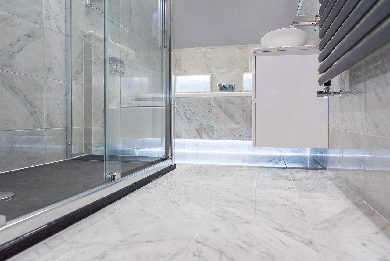 Carrara Bianco Honed Marble Wall and Floor Tile