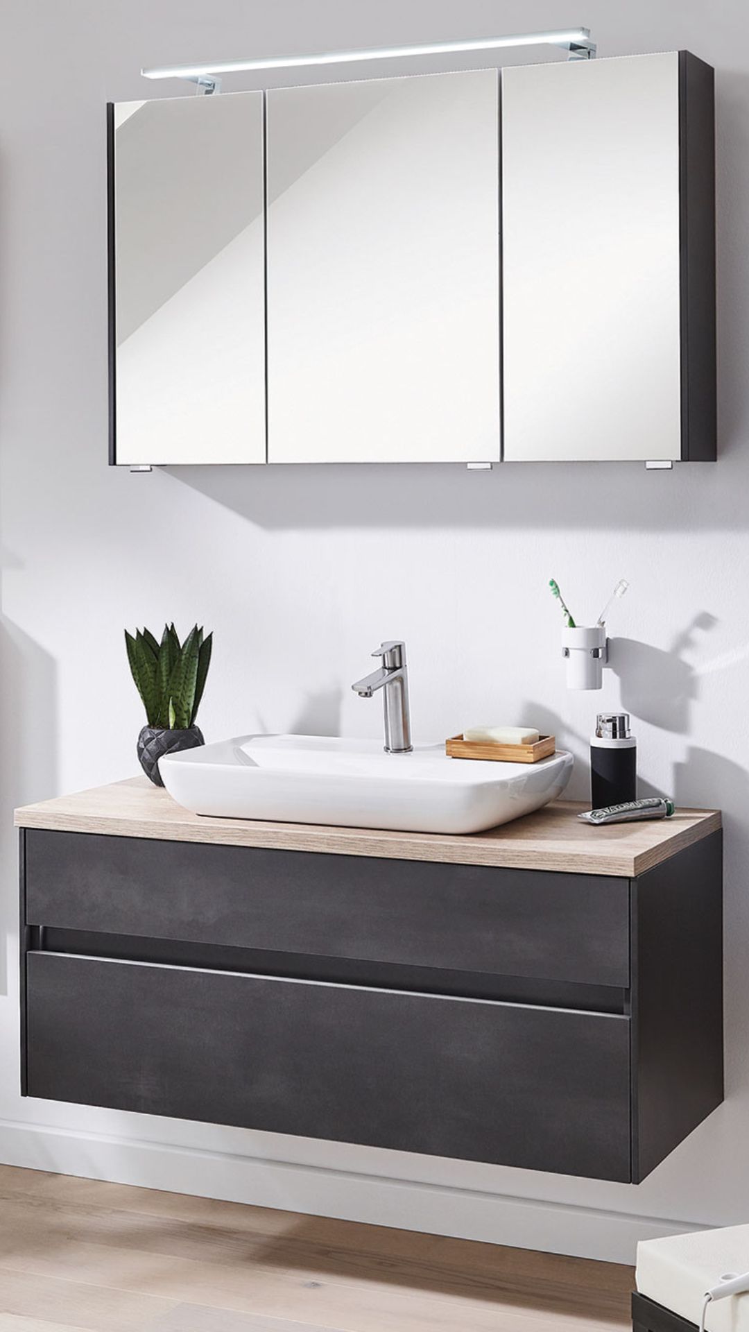 la-fabrico-laguna-bathroom
